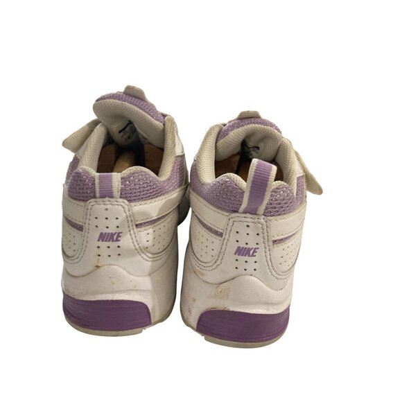 Nike 336470 kids Size 2Y White Lavender Mesh hook loop closure Athletic Sneaker - Picture 4 of 8